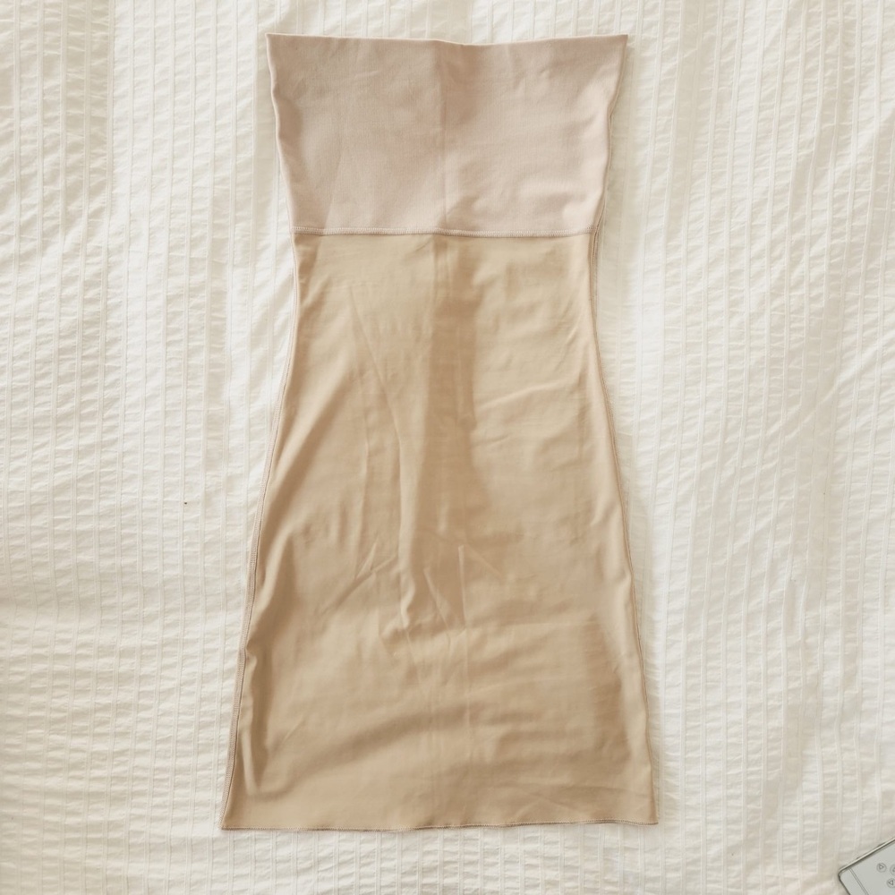 NWOT Spanx Body Control Undergarment Dress Slip Underwear Neutral Tan